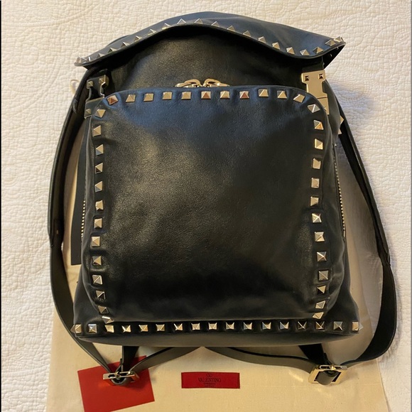 ❌SOLD❌Valentino Garavani Rockstud Black Leather - Picture 3 of 8